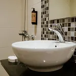 Shehu Отель