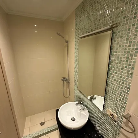 Shehu 3* Gjirokastër