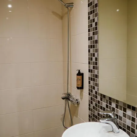 Shehu Hotel Gjirokastër