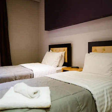 Shehu Hotel 3*
