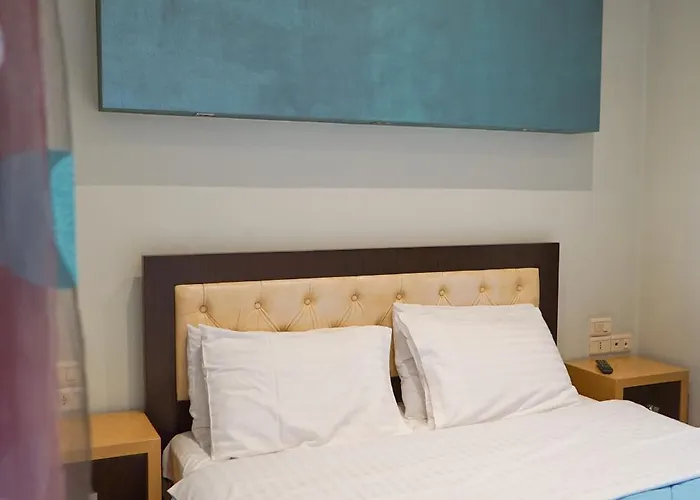 Shehu 3* Gjirokastër